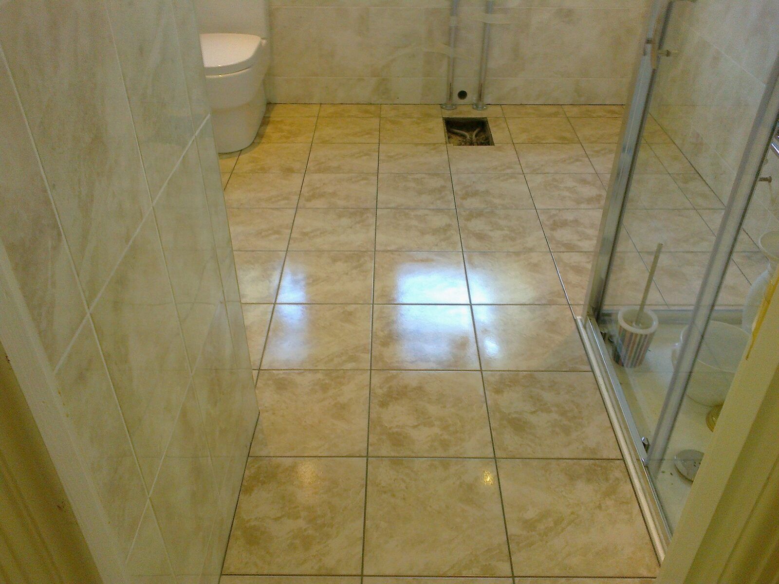 Large-format tiled floor